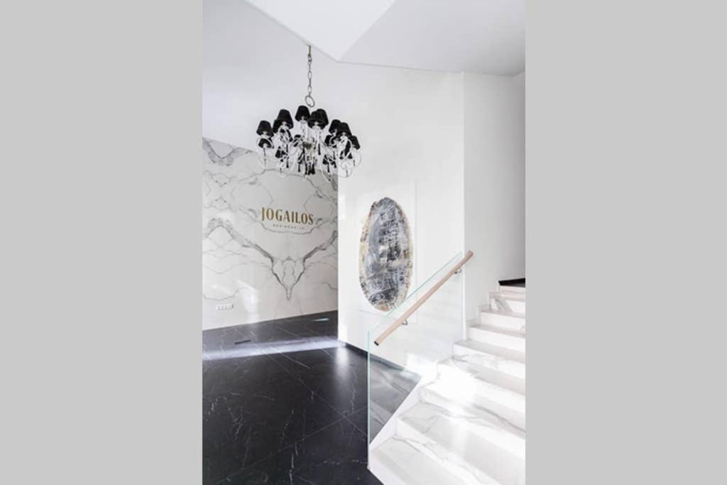 Jogailos Residence Peaceful Old Town Luxury 3 Bdr, 2 Bthr, Free Garage, Top-Speed Wifi Vilnius Exterior photo